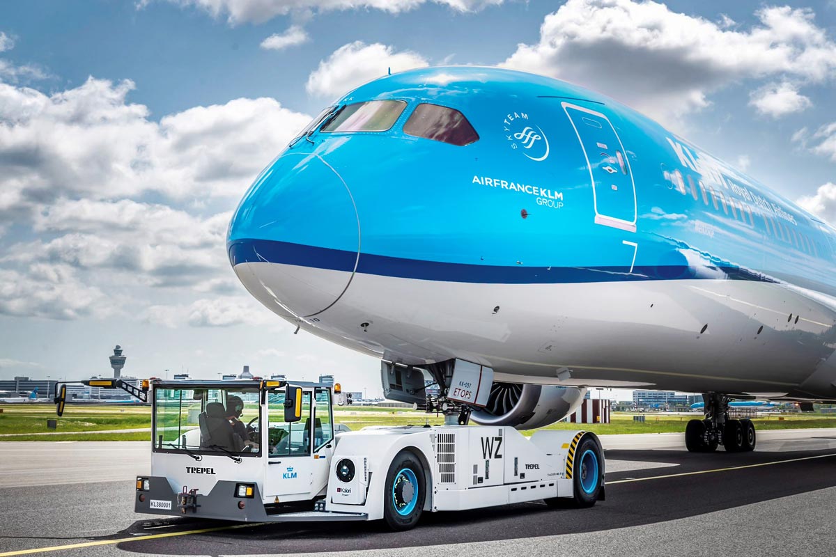 CHARGER 380e im Einsatz mit KLM-Flugzeug